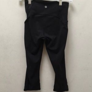 Lululemon cropped leggings
